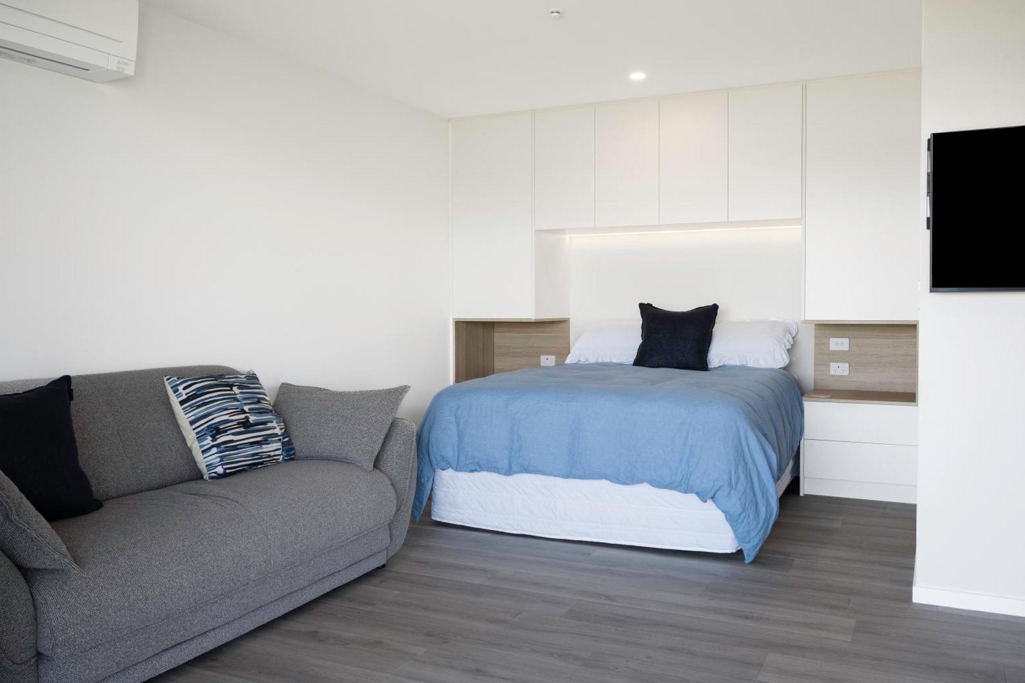 Pukehina Estuary Sunset Views Townhouse & Studio ภายนอก รูปภาพ