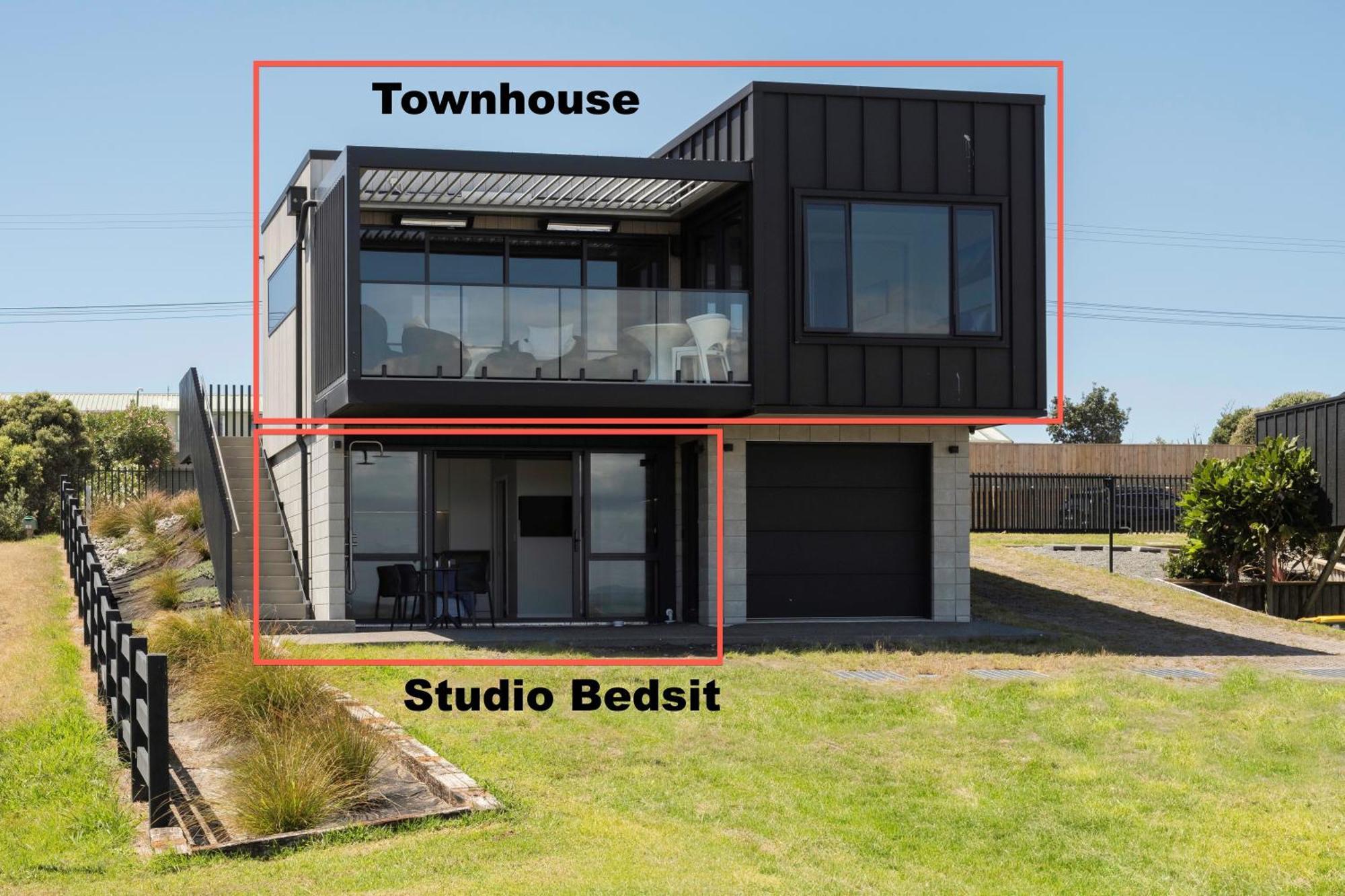 Pukehina Estuary Sunset Views Townhouse & Studio ภายนอก รูปภาพ